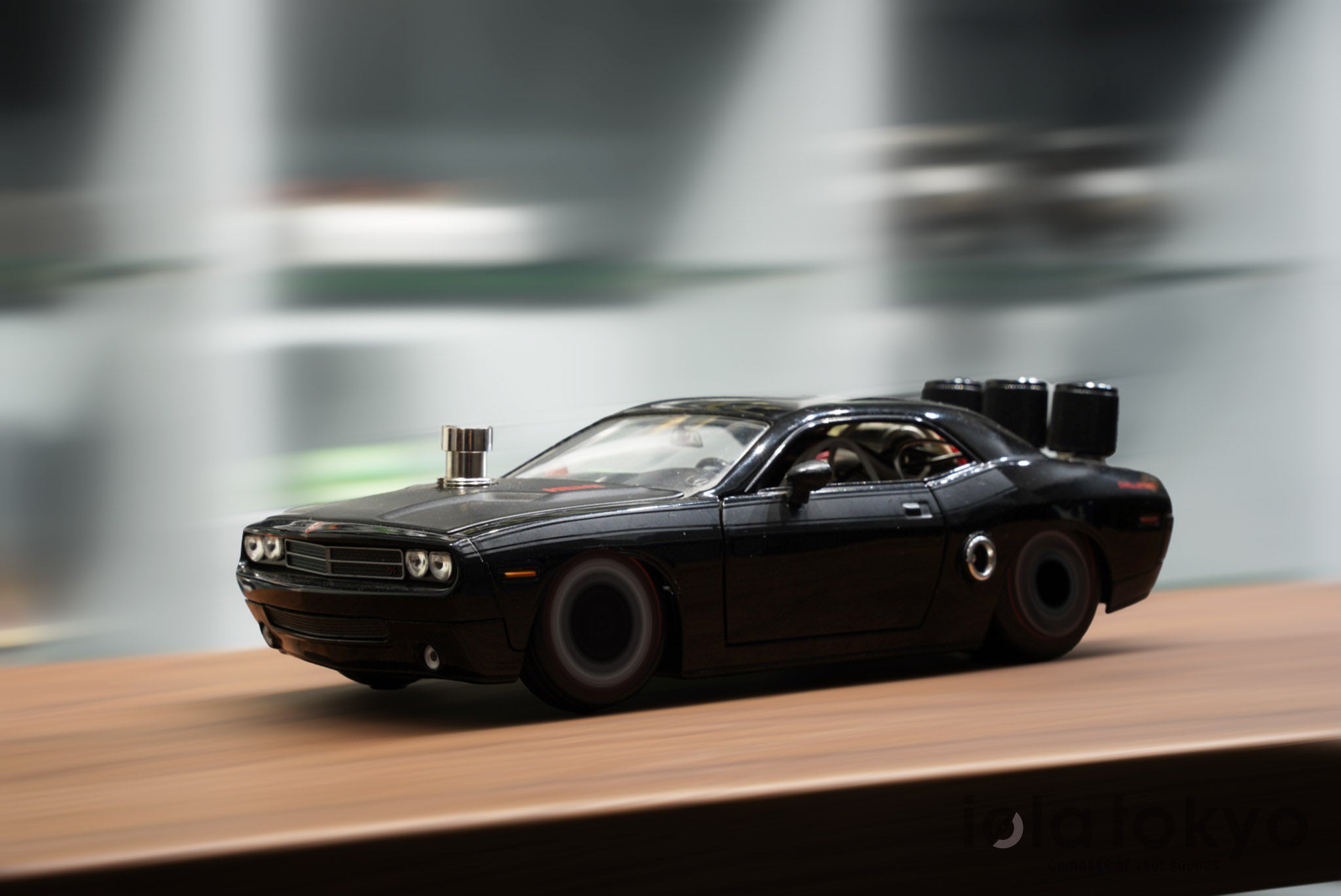 Goodsontoys - V8 FUZZ Dodge challenger SRT