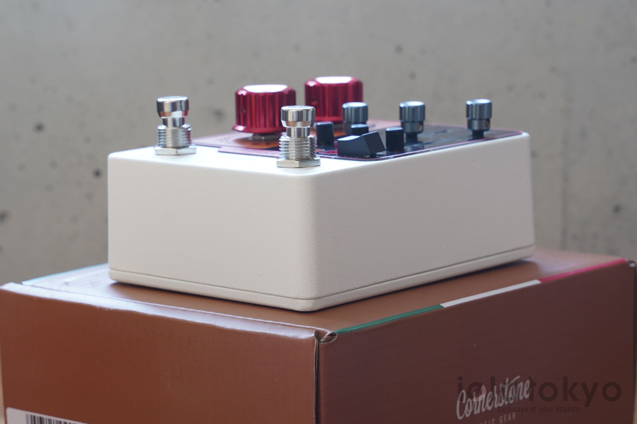 Cornerstone / NUCLEO REVERB