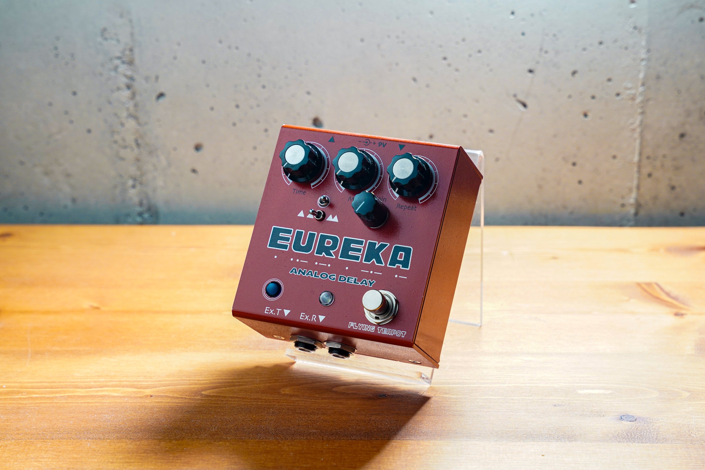 【USED】Flying Teapot / Eureka