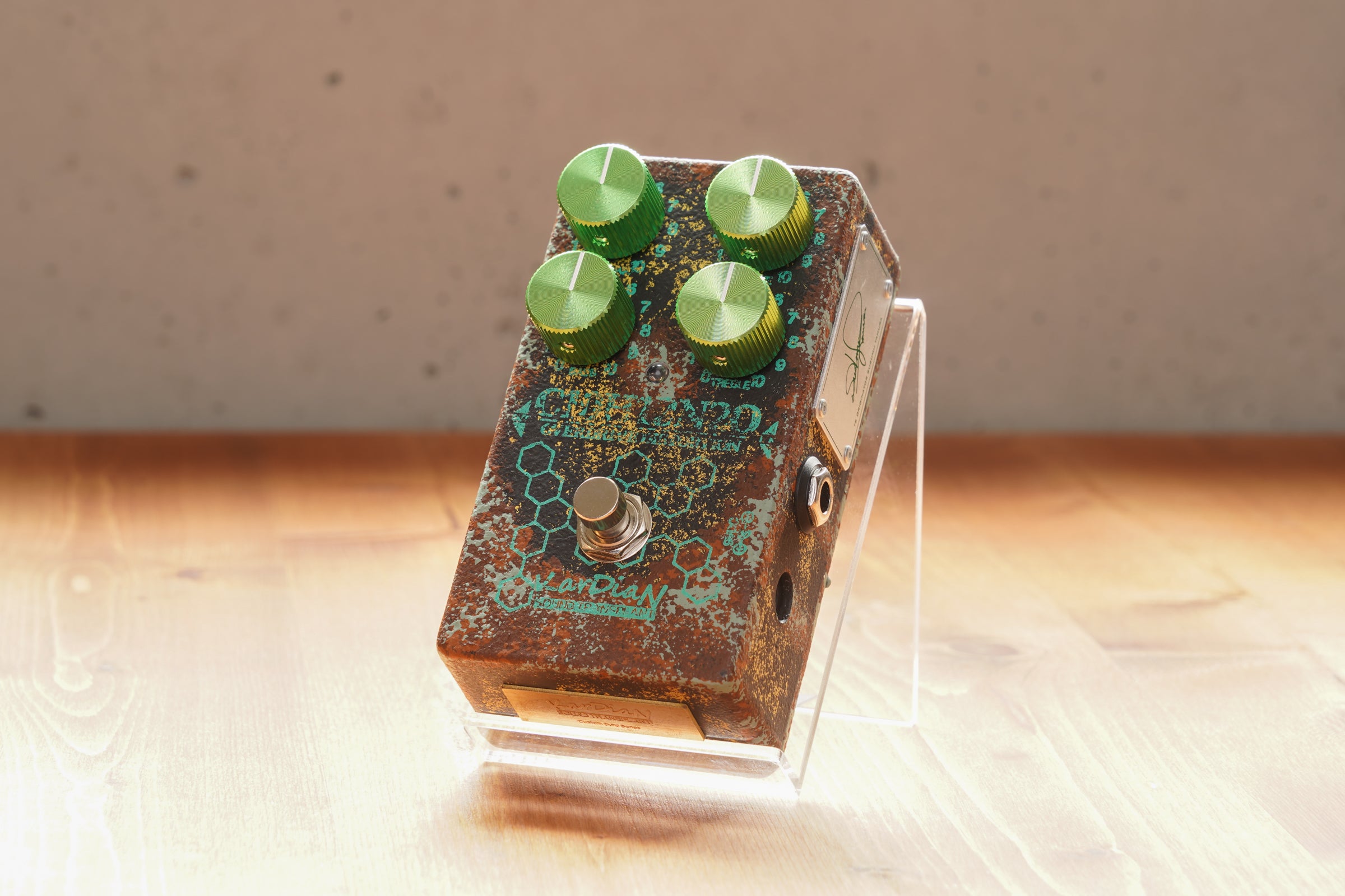 KarDiaN SEROTONIN ORIGIN S.T.