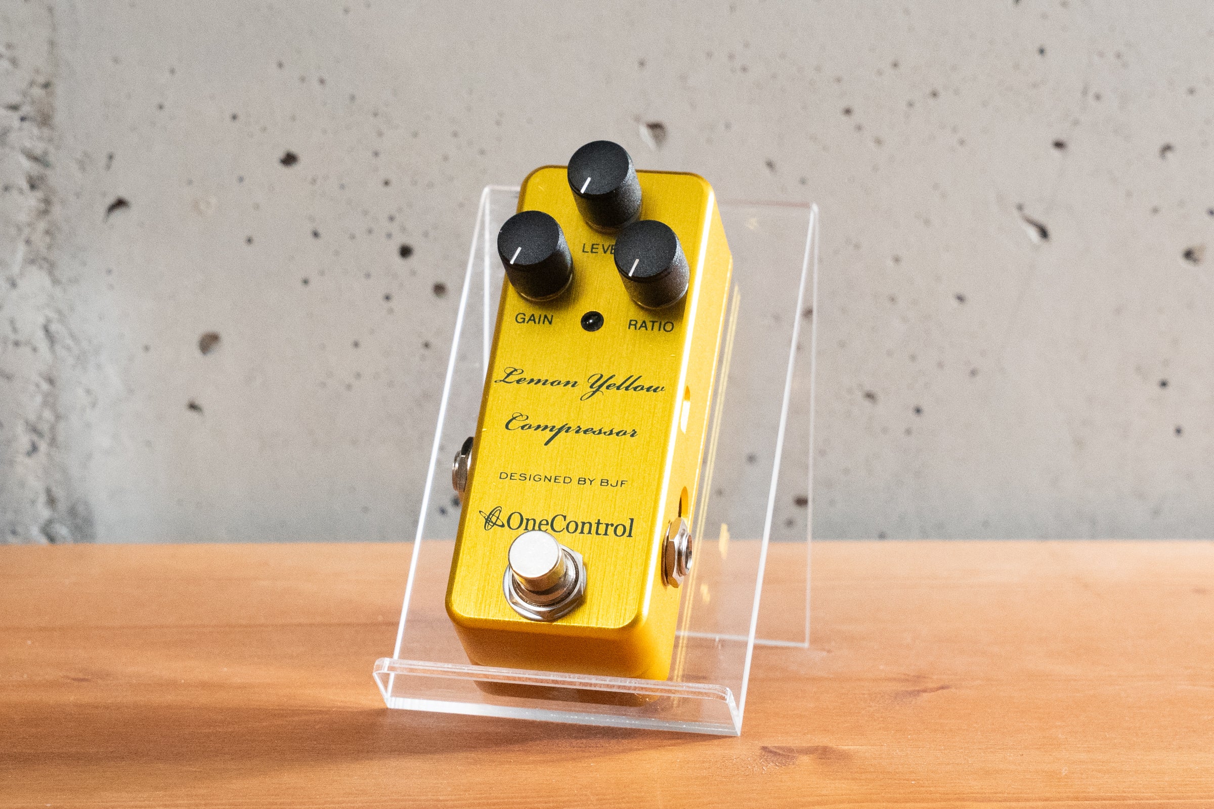 【USED】Lemon Yellow Compressor
