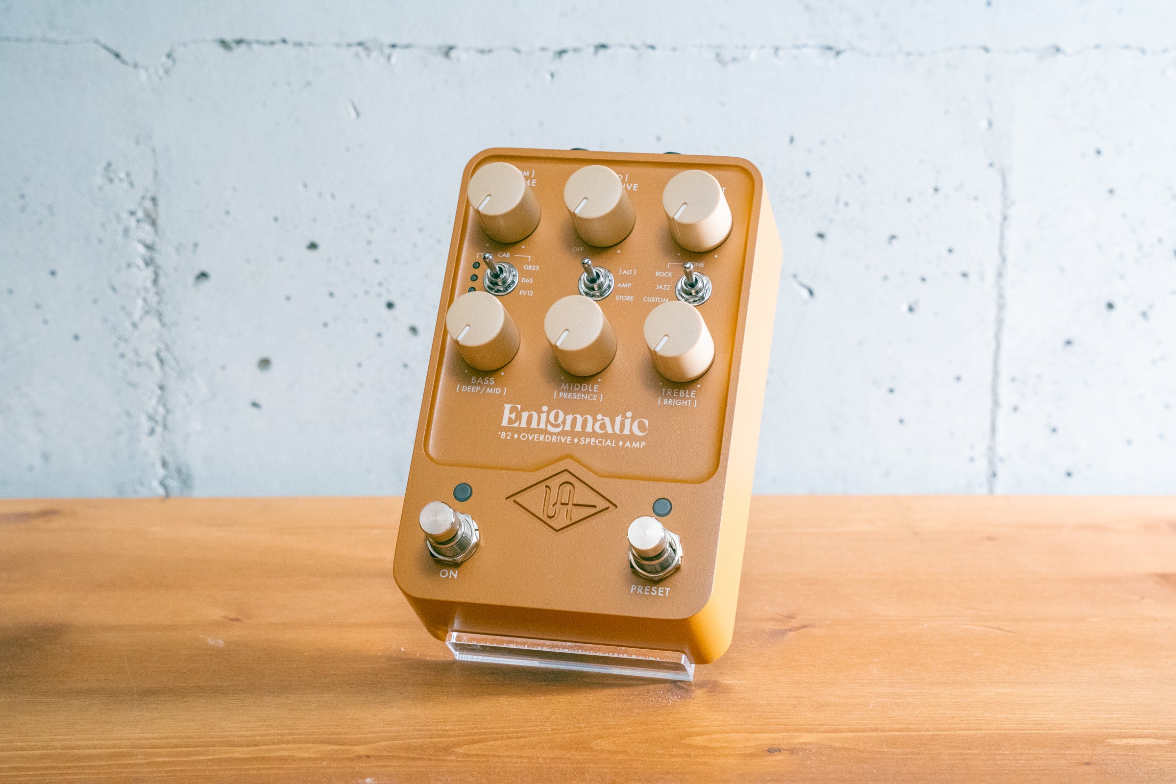 【USED】UNIVERSAL AUDIO / UAFX Enigmatic '82 Overdrive Special Amp