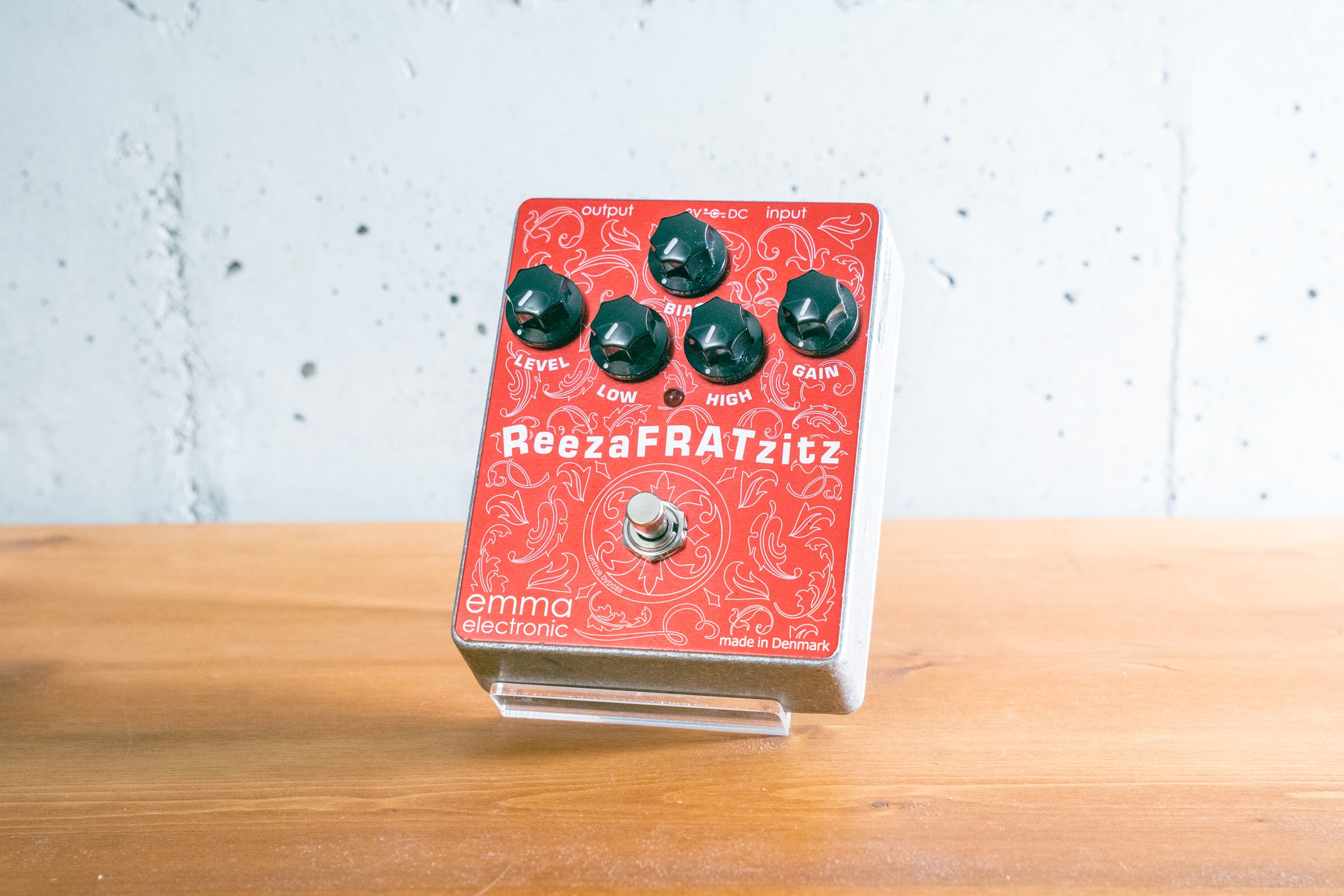 【USED】EMMA / ReezaFRATzitz 2